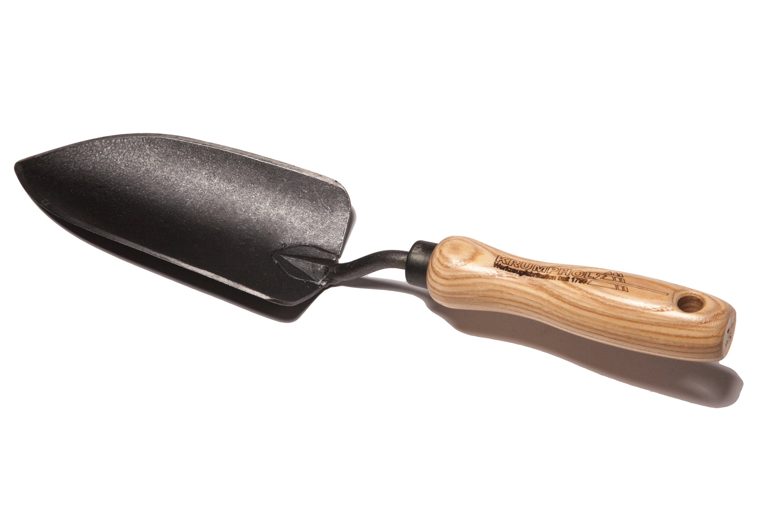 Geschmiedete Pflanzenkelle mit breitem Blatt und ergonomischem Eschenholzgriff von Krumpholz – hochwertiges Gartenwerkzeug für Pflanzarbeiten